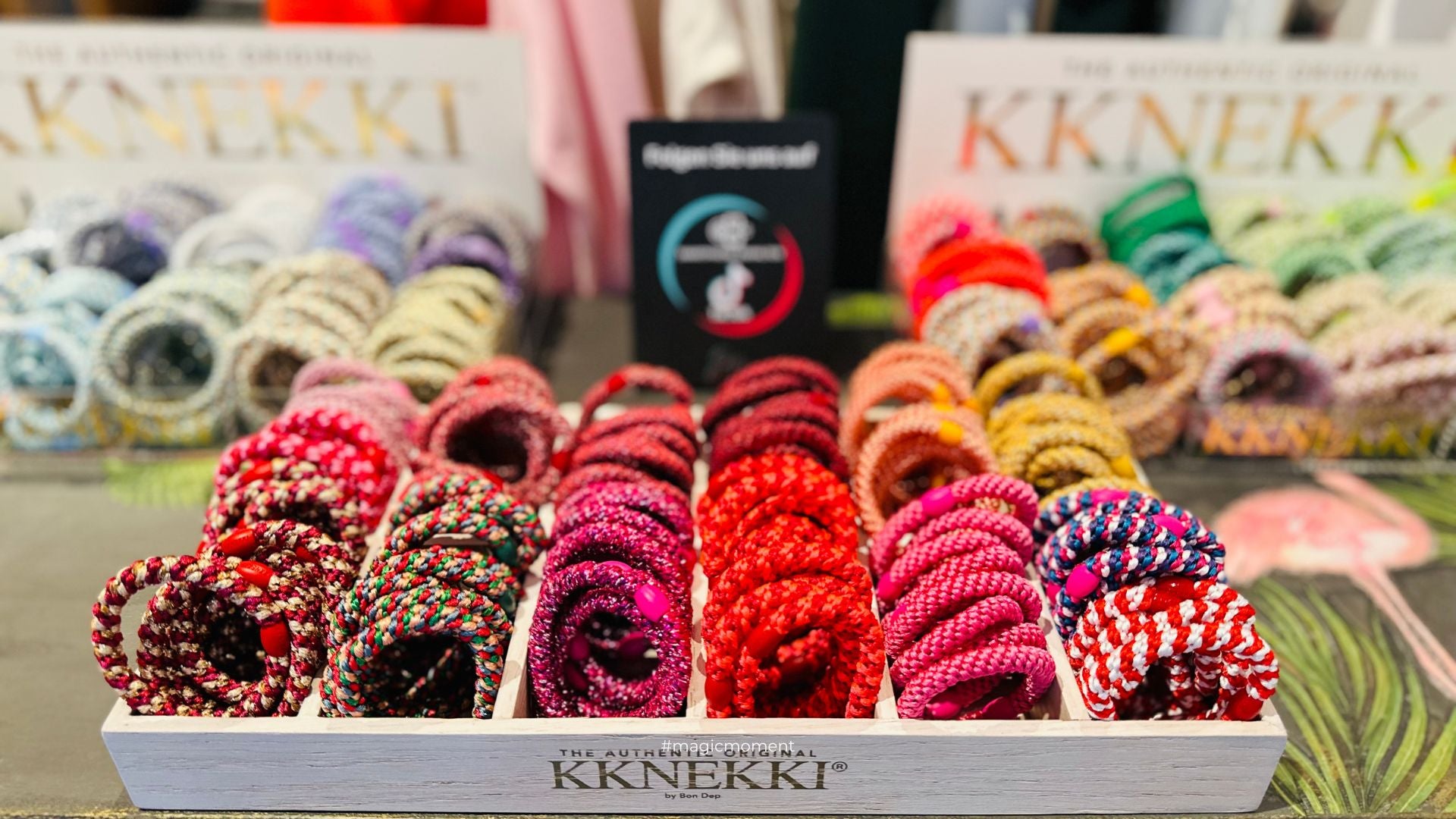 Kknekki Haargummi im Magic Moment Concept Store