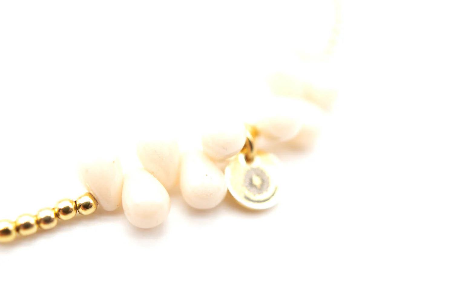 Schmückstück Armband A23 Fine Jewelry Drops White Rose