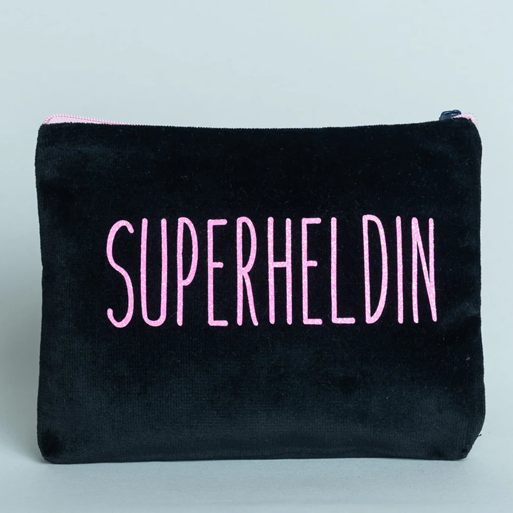 Frau Heidelberg Kosmetiktasche "Superheldin"