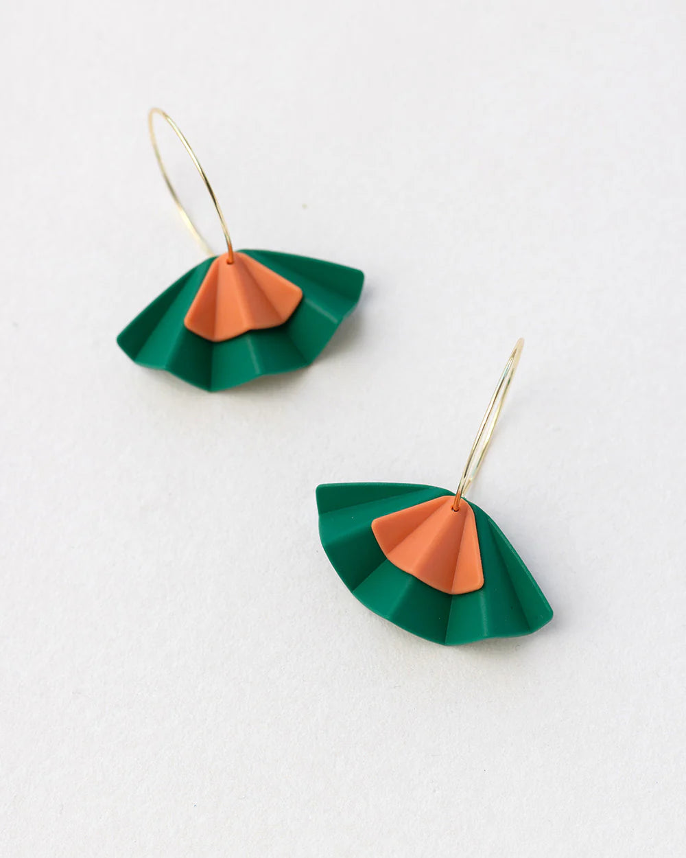 Birdy & Bee Ohrring LAYA Samargd