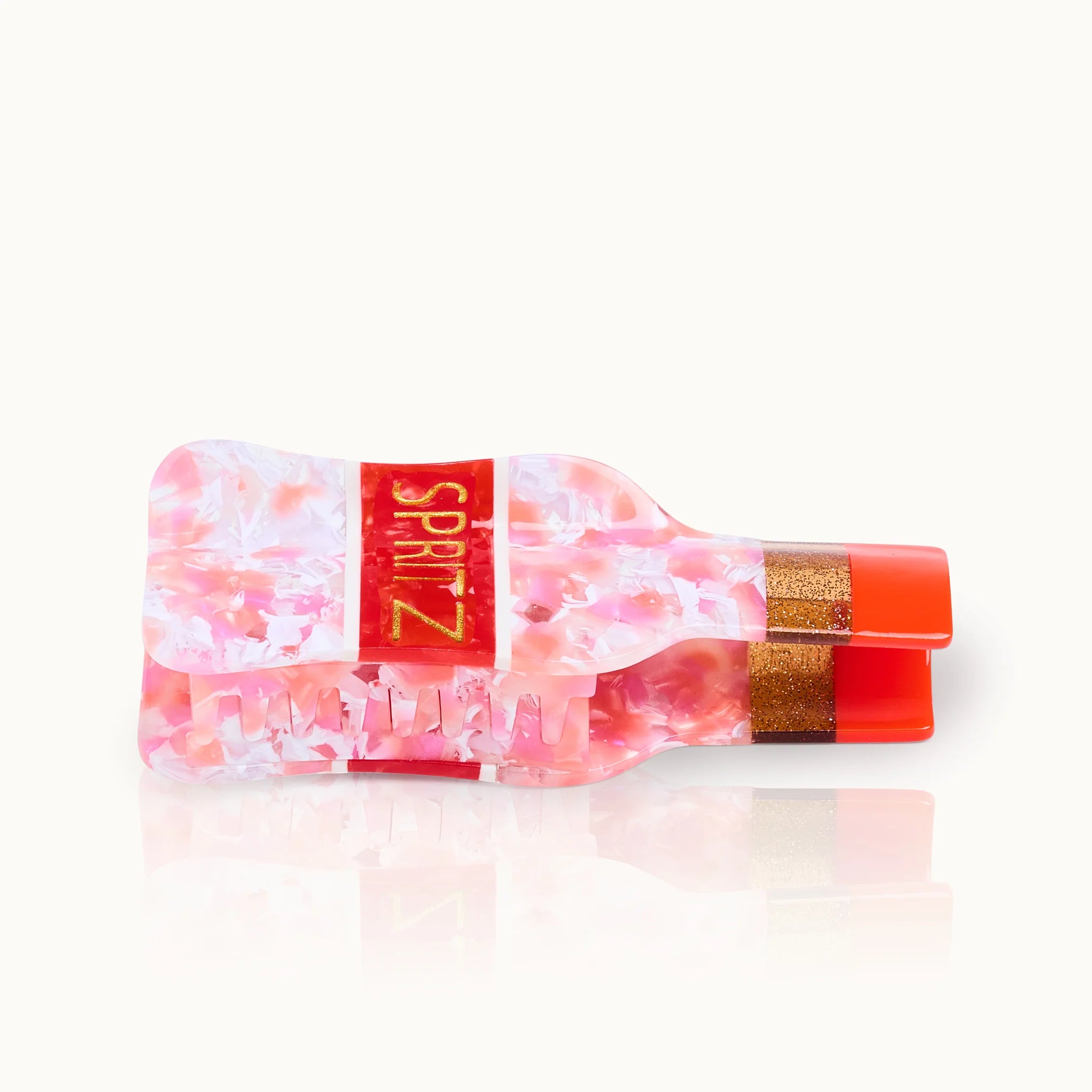 by Vivi Haarklammer Spritz