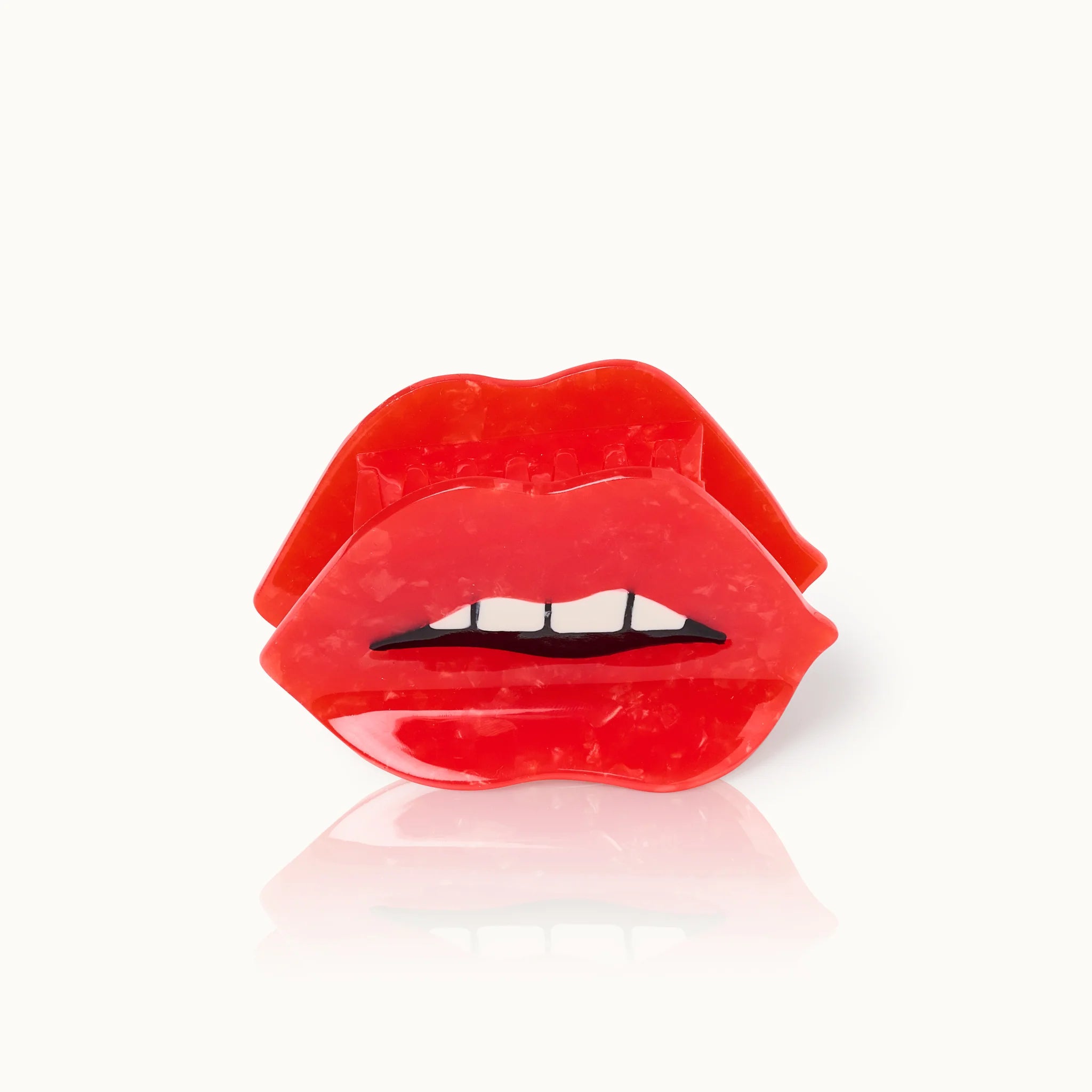 by Vivi Haarklammer Lippen