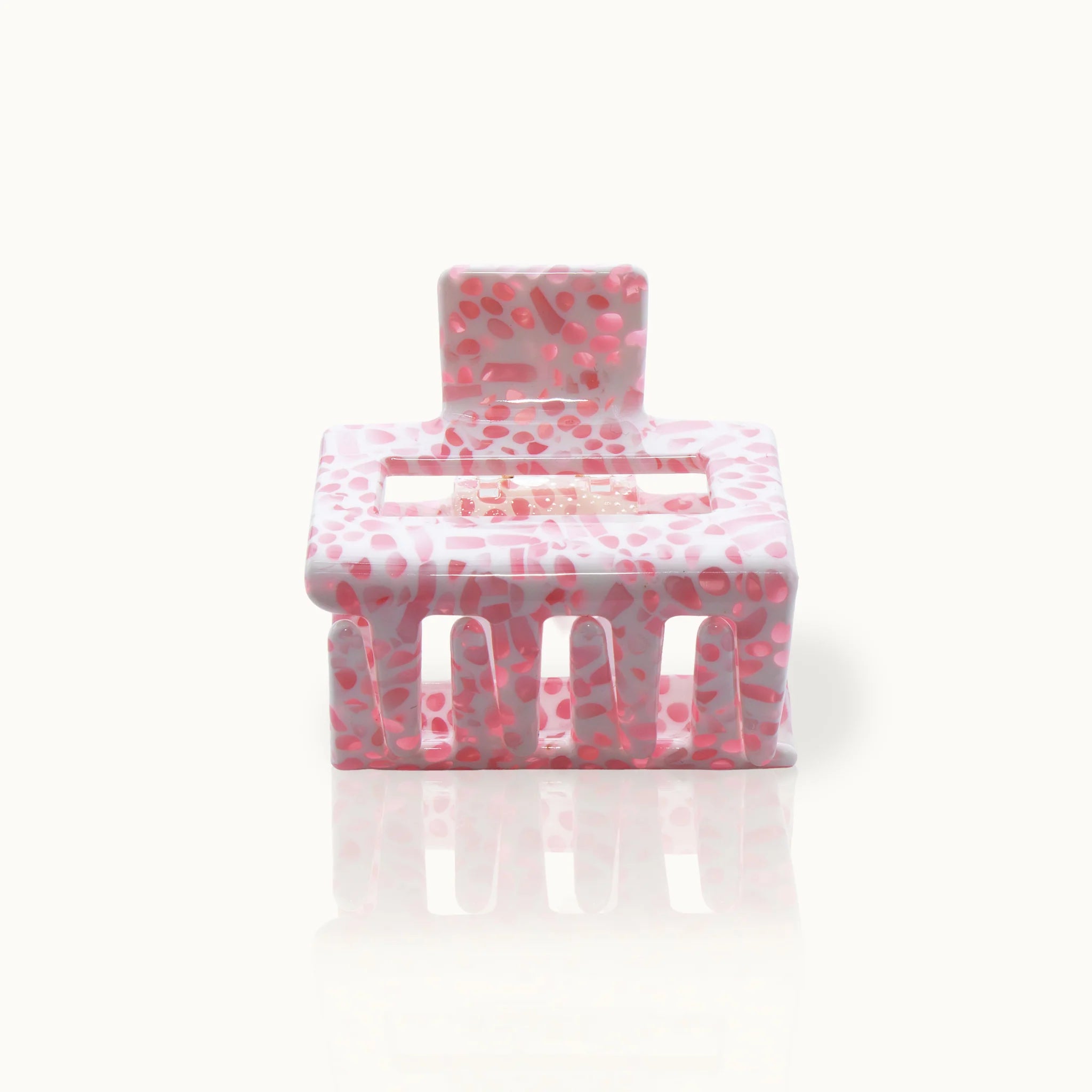 by Vivi Haarklammer Square Milkshake