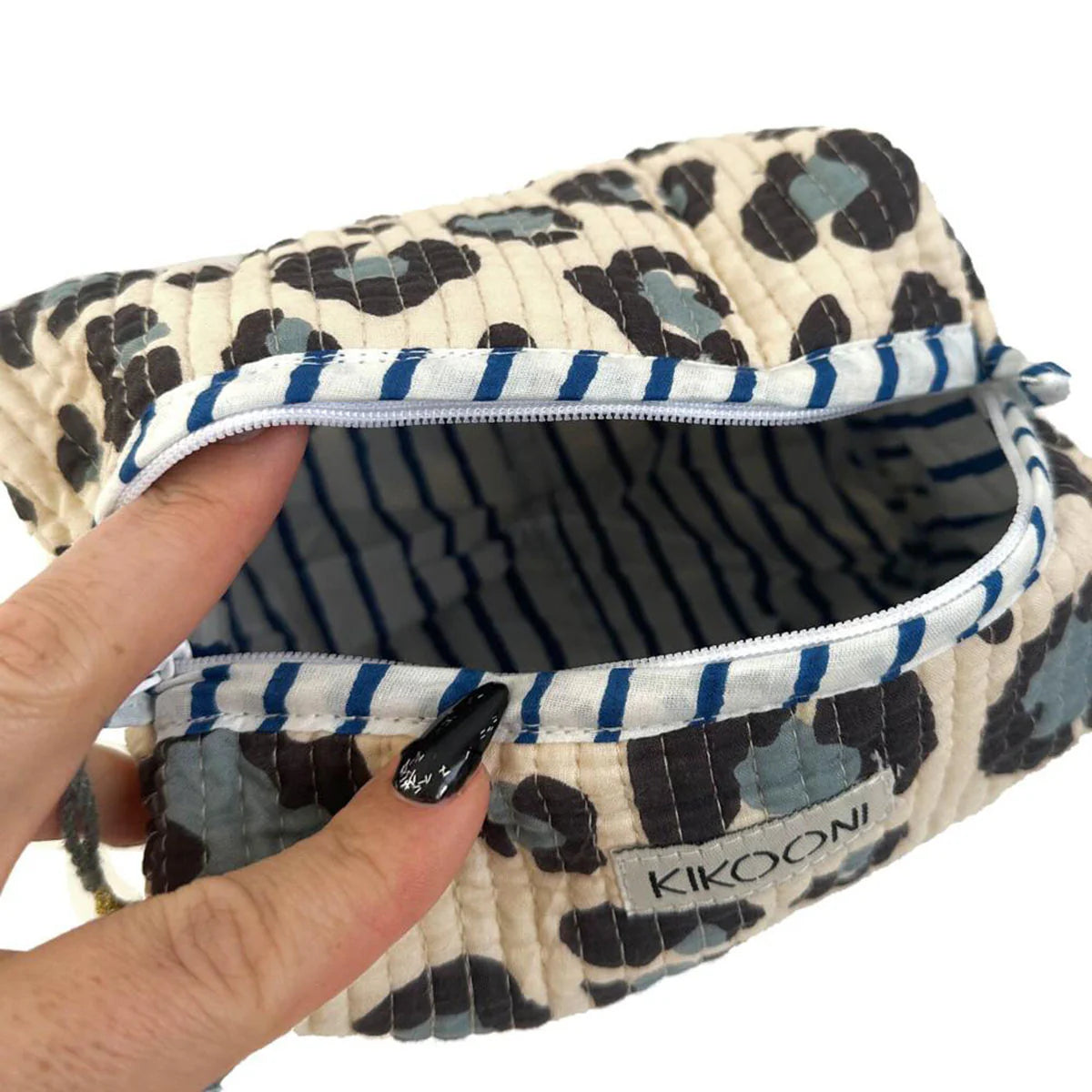Handgemachte kleine Kosmetiktasche „Blue Leo"