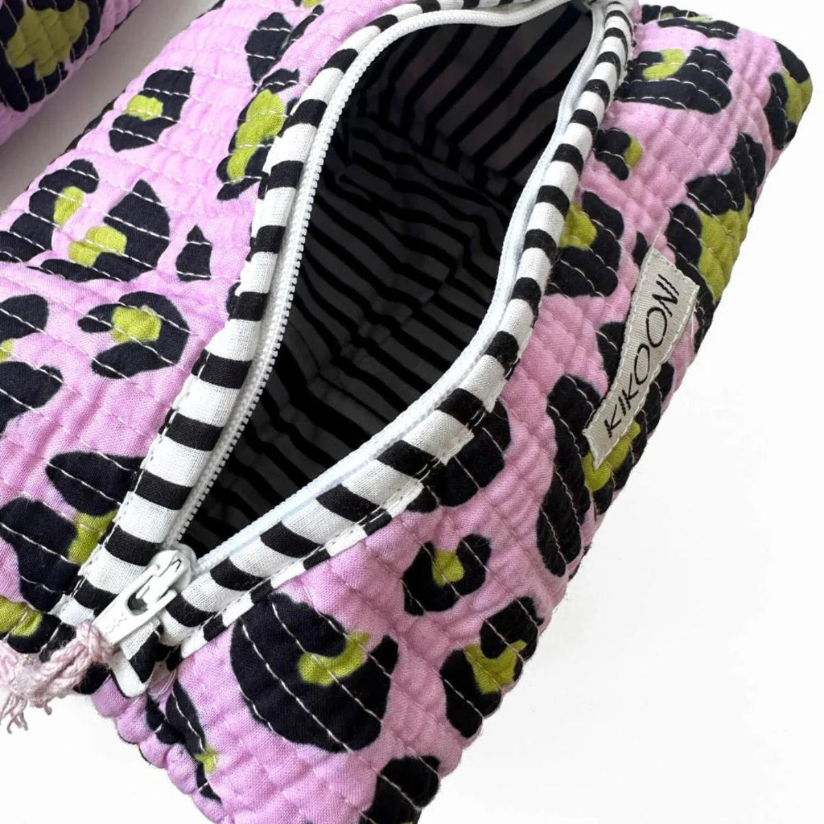 Handgemachte kleine Kosmetiktasche „Oh Leo Cosmic Lilac"