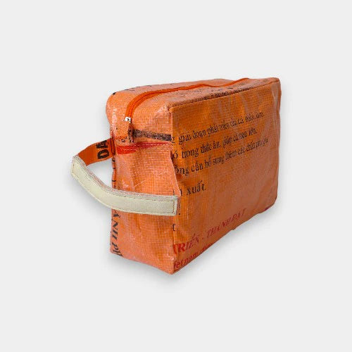 REFISHED WASH ME Necessaire Orange-Schwarz