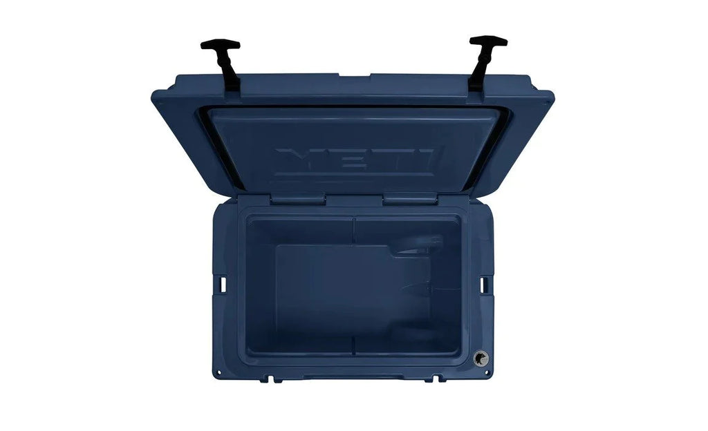 Tundra Haul Wheeled Cool Box